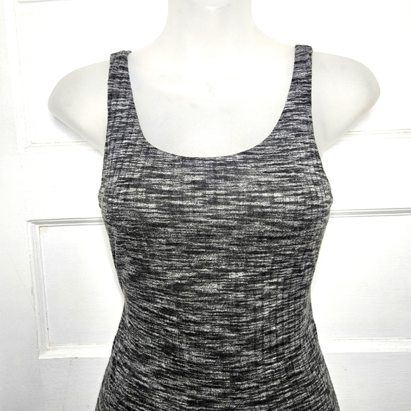 Express Midi Heather Grey Bodycon with Cut in Back Sz Xs - Picture 6 of 7